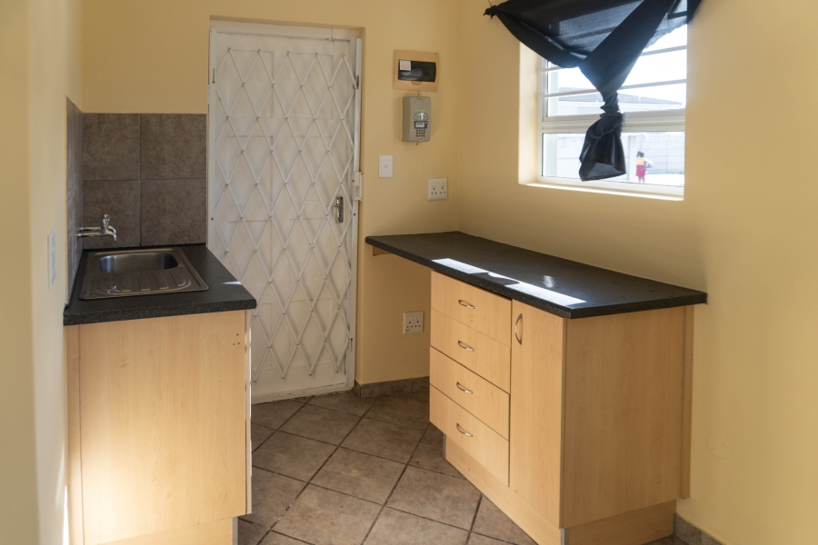 2 Bedroom Property for Sale in Sunset Glen Western Cape